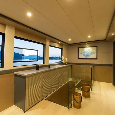Úszó hotel Explorer Yacht Fethiye
