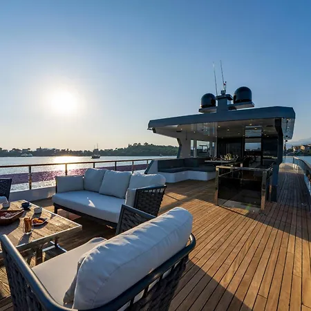 Úszó hotel Explorer Yacht Fethiye